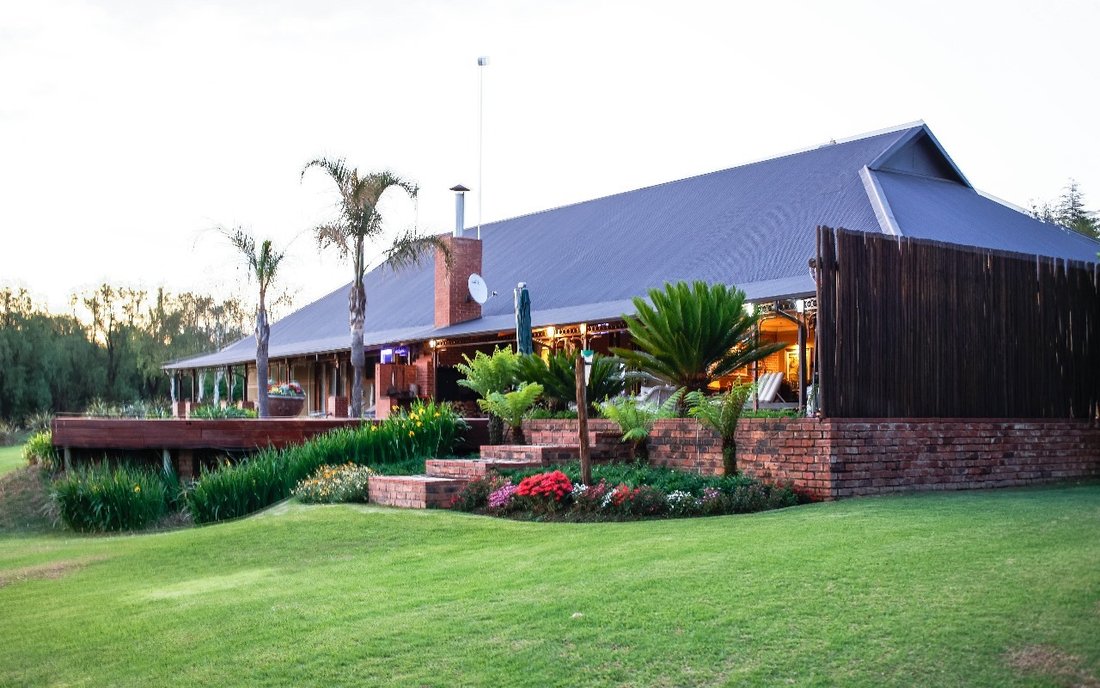 Farm Ranch in Vanderbijlpark, Gauteng, South Africa 1 - 16210432