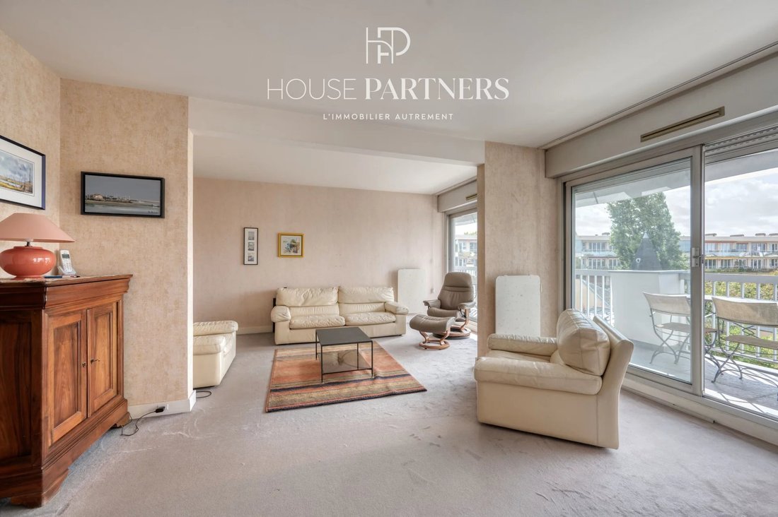 Apartment in Saint-Germain-en-Laye, Ile-de-France, France 4 - 16209884