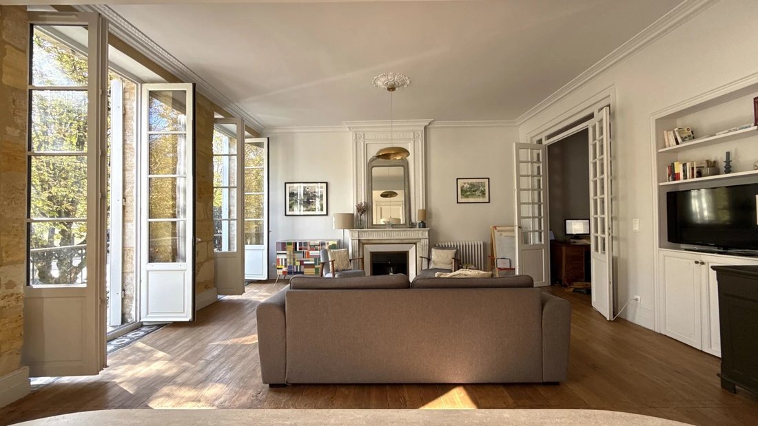 Apartment in Grand Parc-Chartrons-Paul Doumer, Bordeaux, France 1 - 14805410