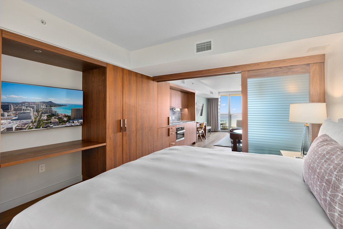 Condo in Honolulu, Hawaii, United States 2 - 16210923