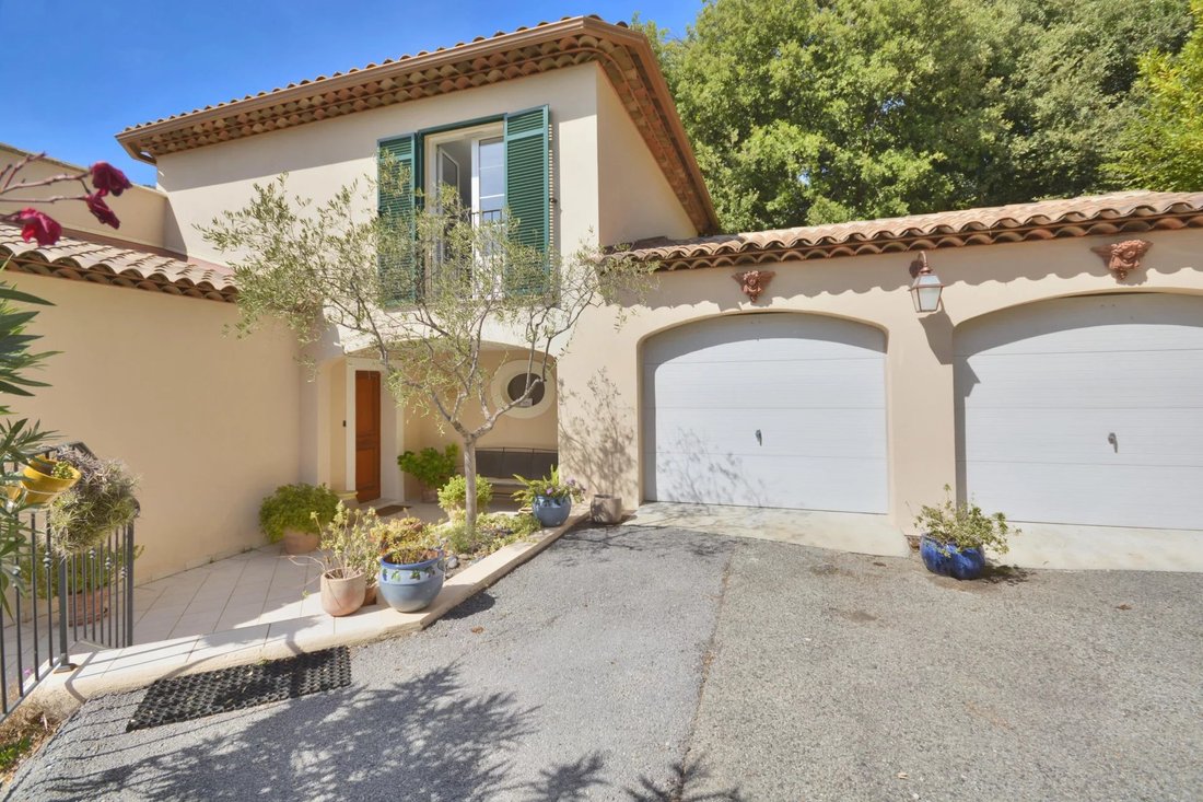 Villa in Grasse, Provence-Alpes-Côte d'Azur, Frankreich 3 - 16209796