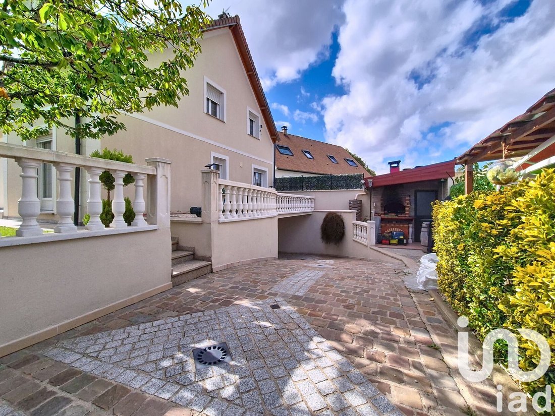 Haus in Mocquet-Castors-Lafayette, Vigneux-sur-Seine, Frankreich 1 - 16211145