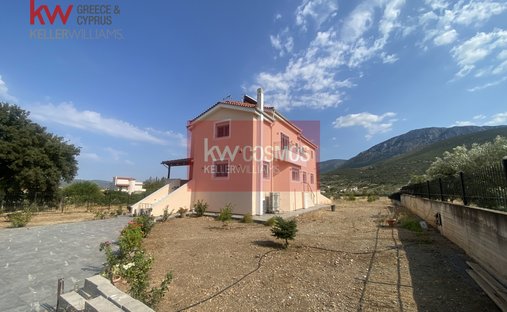 Villa in Oropos, Attica, Greece 1