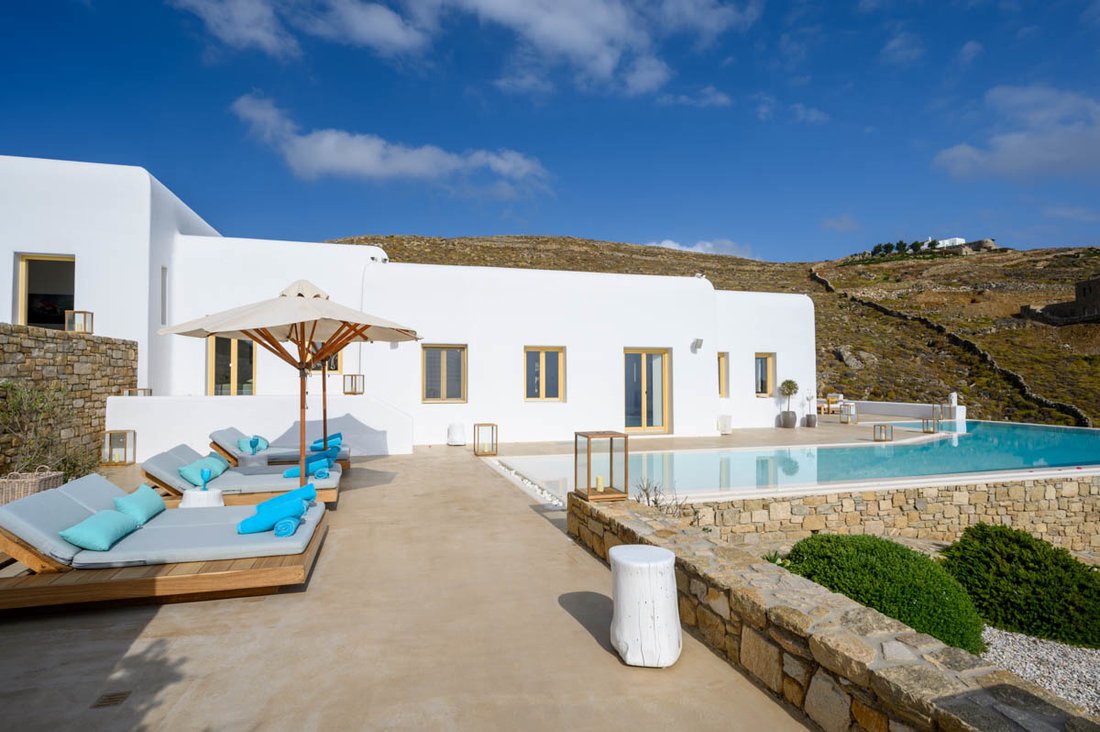 Villa in Mykonos, Aegean, Greece 1 - 13885214