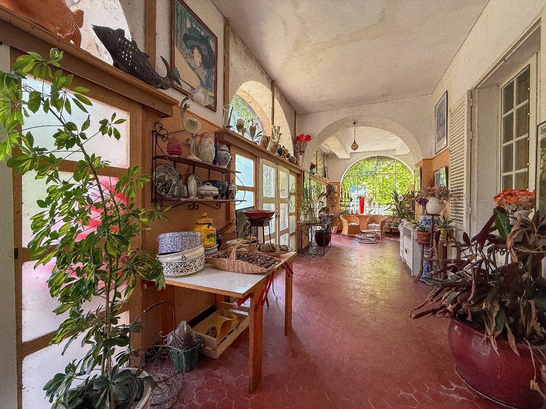 Le Rêve d’Occitanie: A Timeless Château Awaiting Your Grand Vision