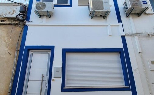 Townhouse in Olhos de Agua, Algarve, Portugal 1