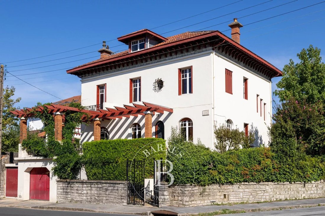 House in Bayonne, Nouvelle-Aquitaine, France 2 - 16209542