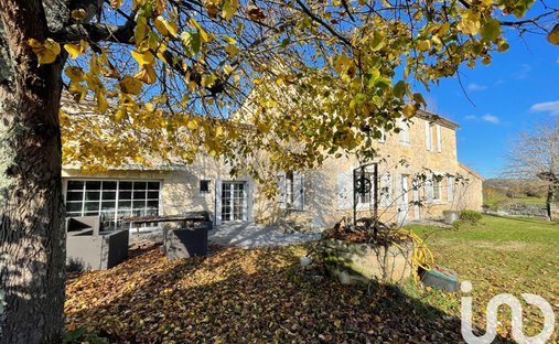 House in Portets, Nouvelle-Aquitaine, France 1