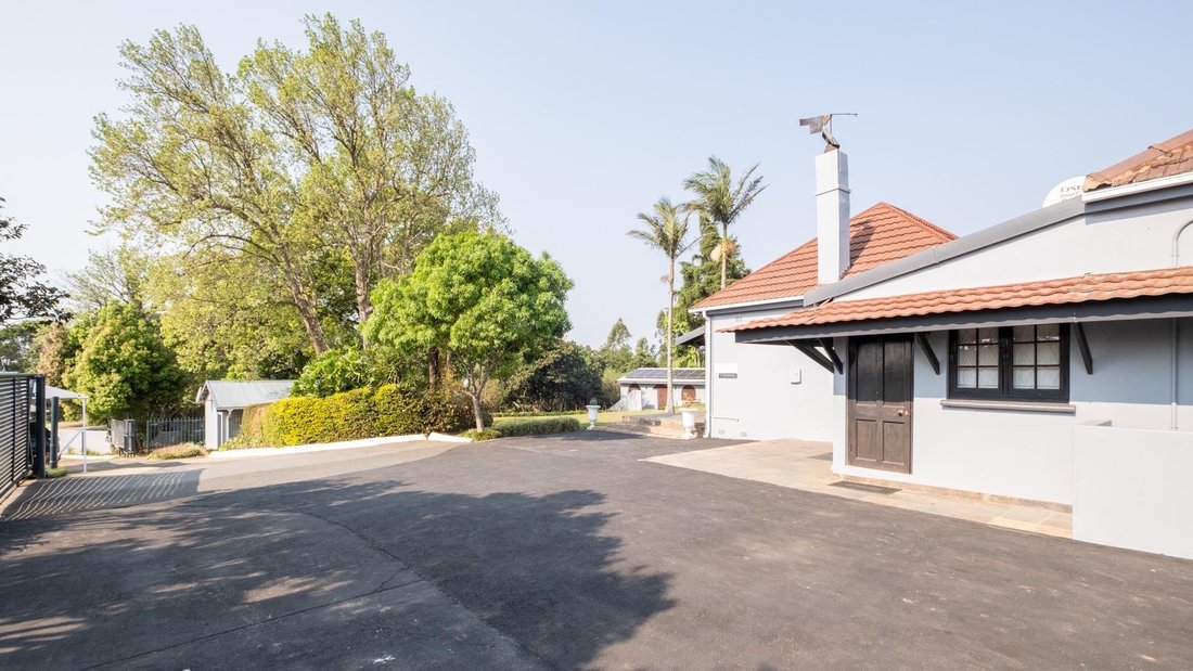 House in Worlds View, KwaZulu-Natal, South Africa 4 - 16211734