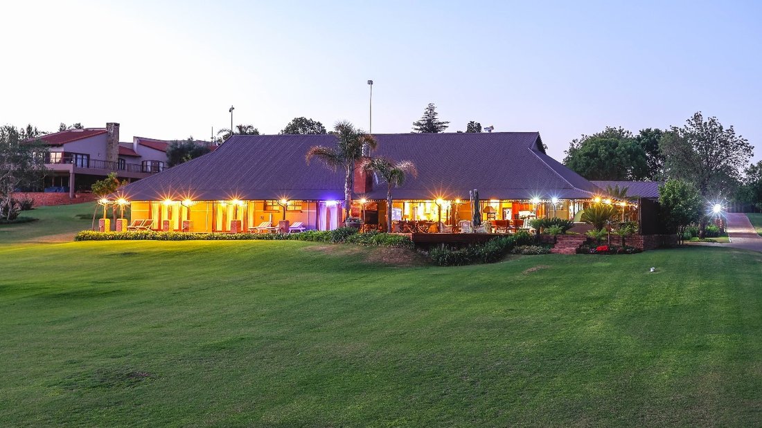 Farm Ranch in Vanderbijlpark, Gauteng, South Africa 2 - 16210432