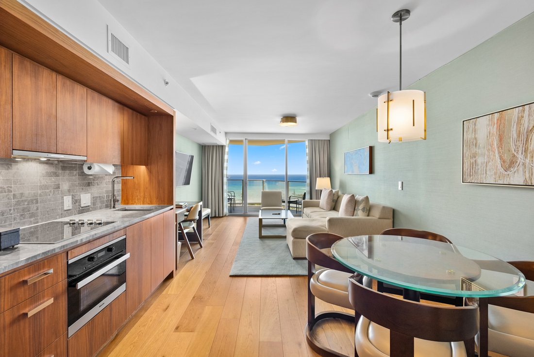 Condo in Honolulu, Hawaii, United States 3 - 16210923