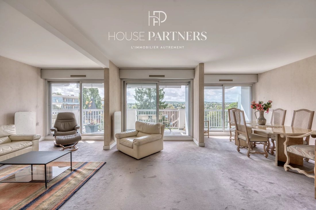 Apartment in Saint-Germain-en-Laye, Ile-de-France, France 3 - 16209884