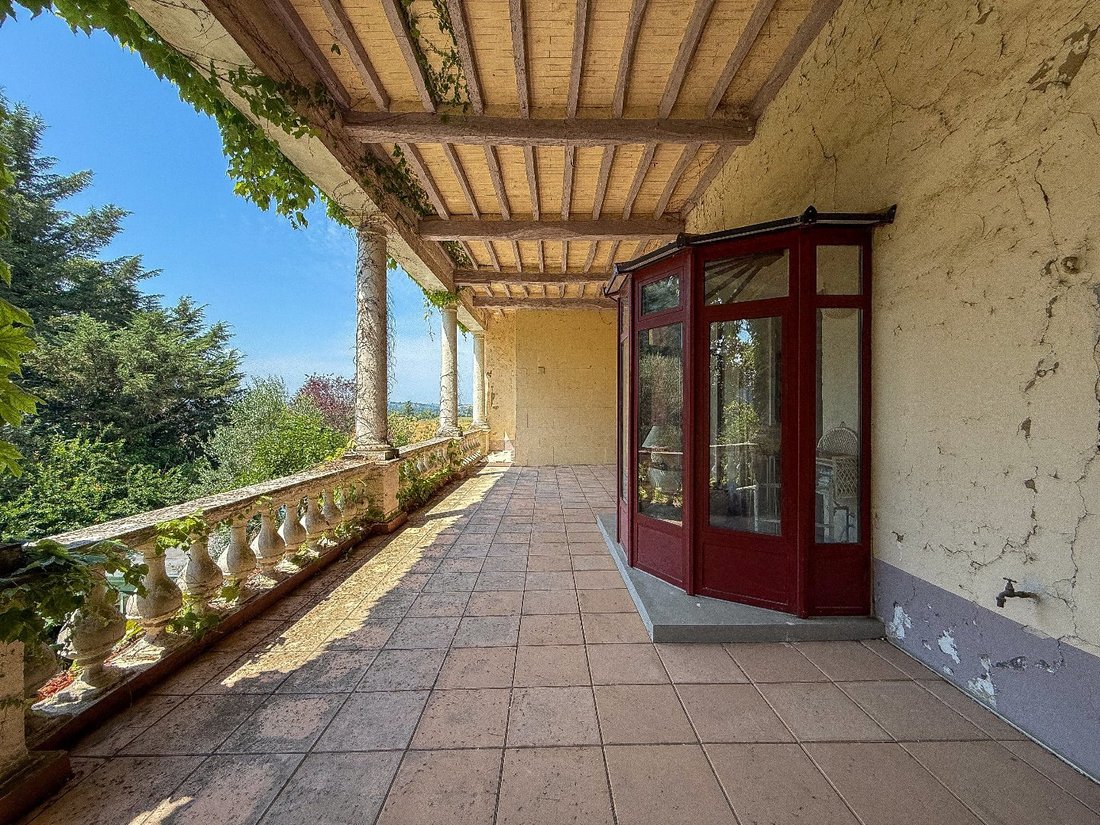 Le Rêve d’Occitanie: A Timeless Château Awaiting Your Grand Vision