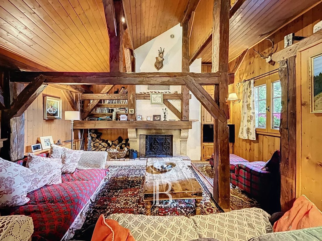 Chalet in Les Gets, Auvergne-Rhône-Alpes, France 3 - 16209946