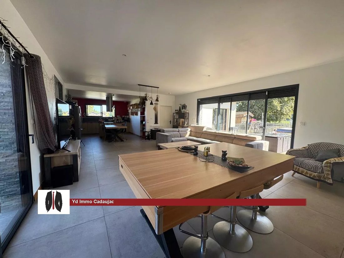 House in Cadaujac, Nouvelle-Aquitaine, France 1 - 16209847