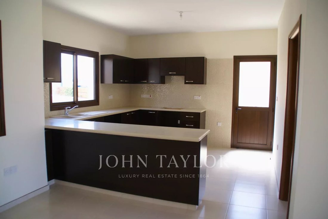 Villa in Monagroulli, Limassol, Cyprus 5 - 16209383