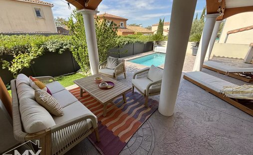 House in Sud, Villeneuve-les-Maguelone, France 1