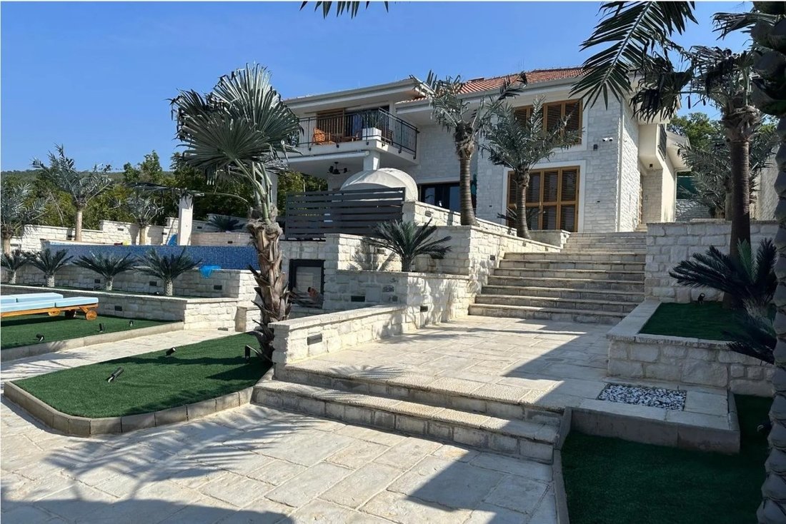 Villa in Grad Crikvenica, Primorje-Gorski Kotar County, Croatia 5 - 16218328
