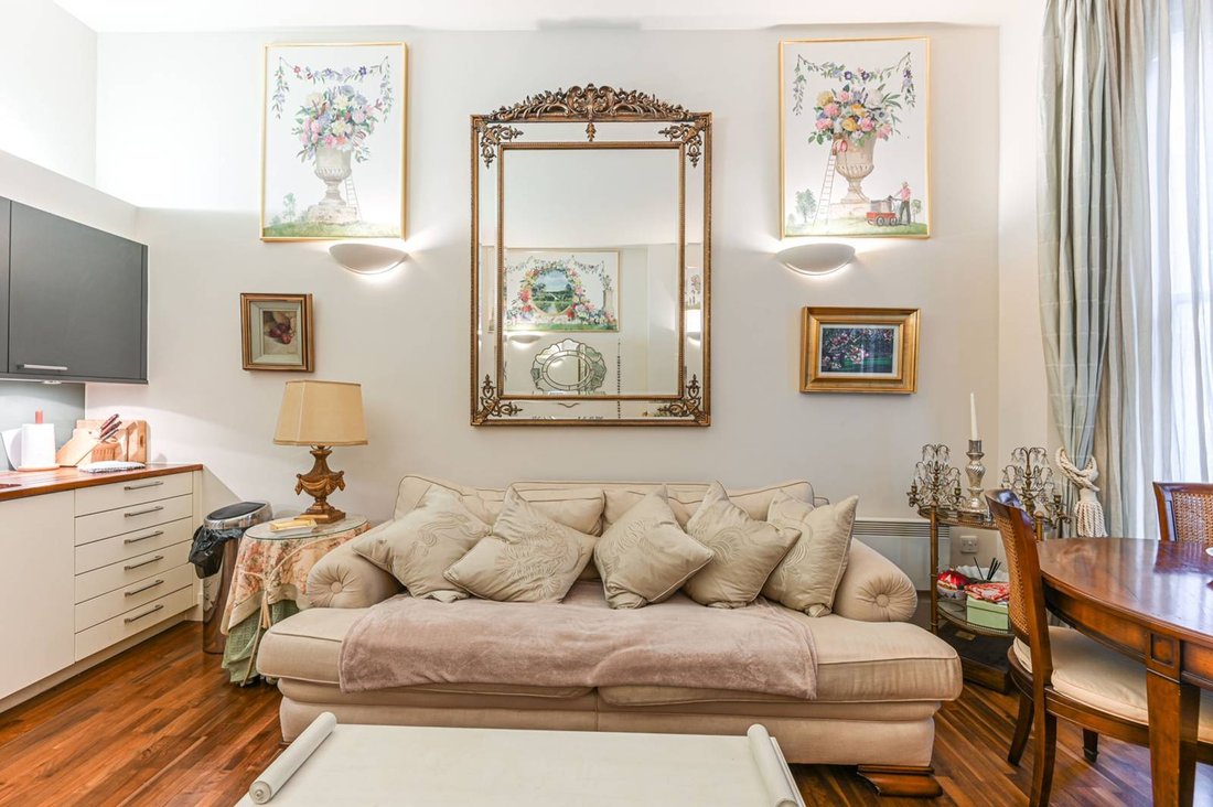 Apartment in Campden Hill, Kensington And Chelsea, England 3 - 16211758