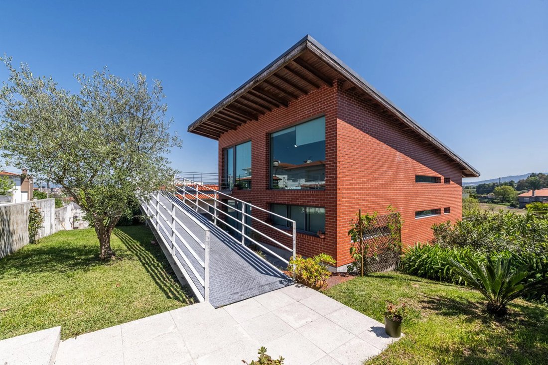 House in Portugal 2 - 16209557