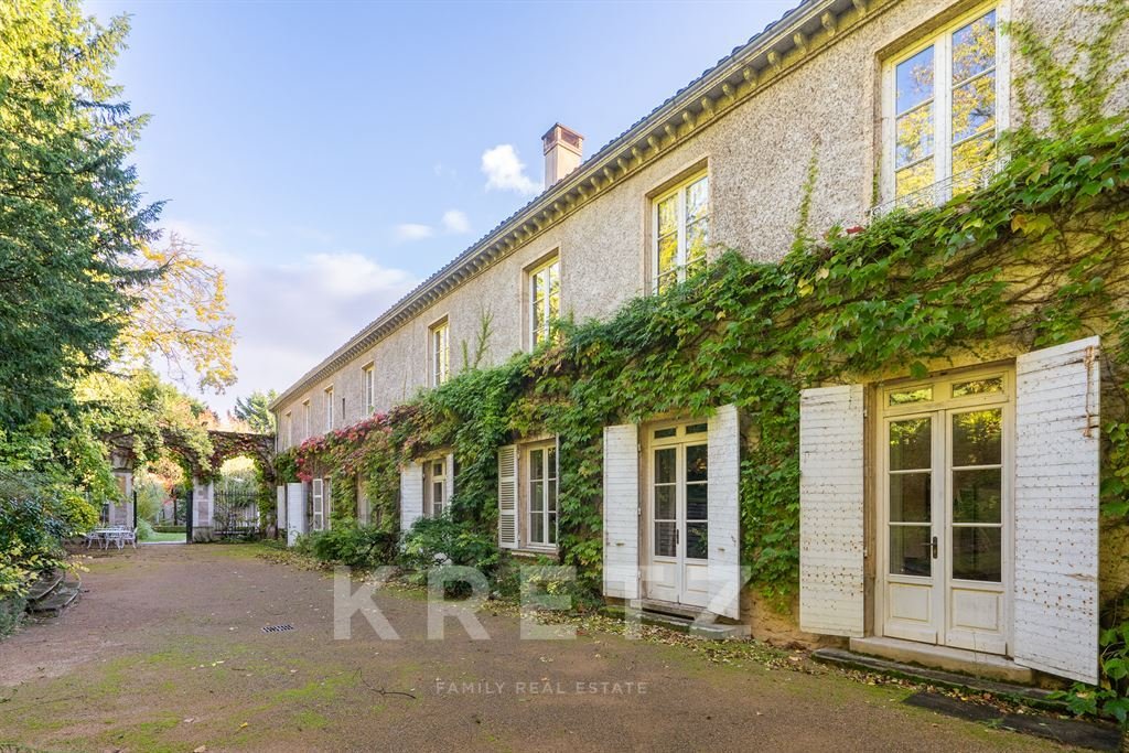Whispers of the Saône: A Restored 18th-Century Convent’s Timeless Grace