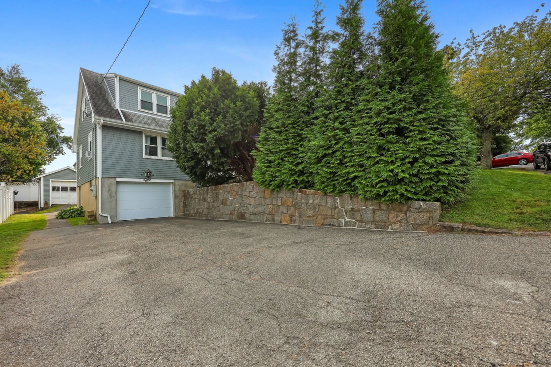House in Greenwich, Connecticut, United States 2 - 16218322