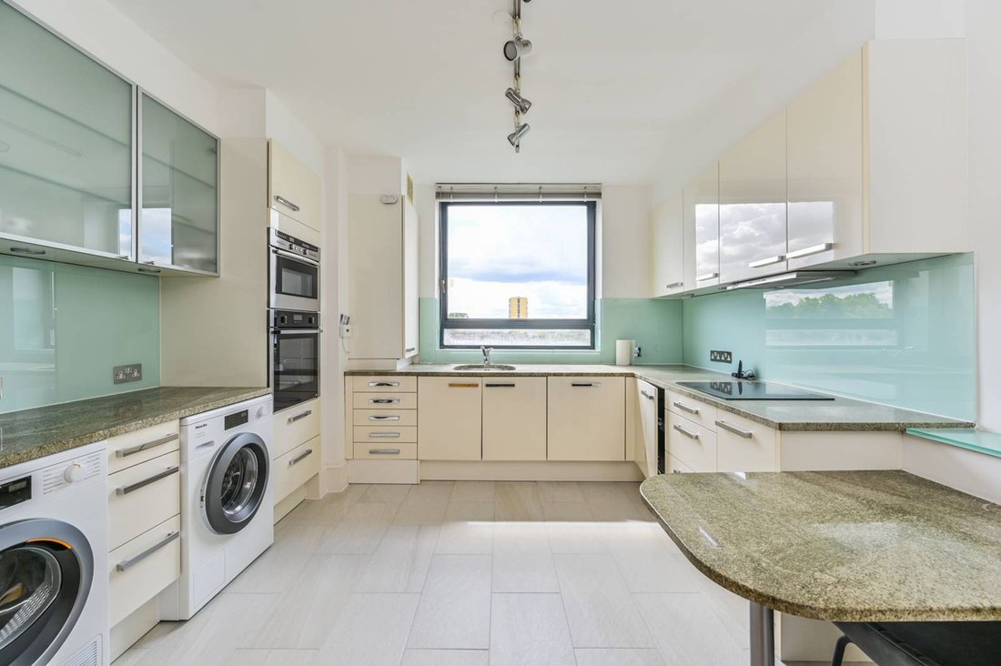 Apartment in Battersea, Wandsworth (Greater London), England 4 - 16209435