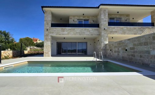Villa in Malinska, Primorje-Gorski Kotar County, Croatia 1