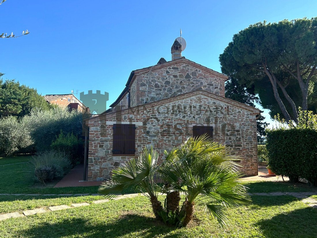 House in Castiglione del Lago, Umbria, Italy 1 - 15414986