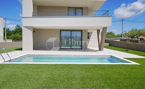 House in Krk, Primorje-Gorski Kotar County, Croatia 1
