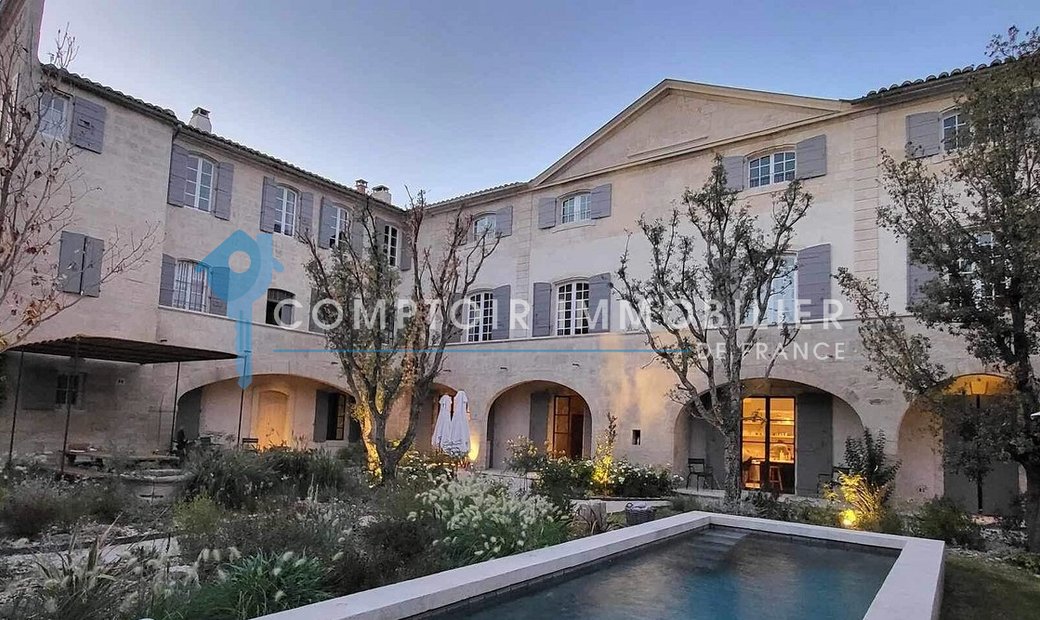 Dpt(13) Saint Remy De Provence Castle For Sale