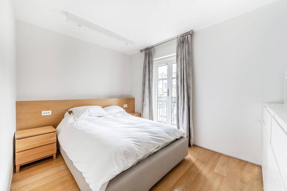 Apartment in Campden Hill, Kensington And Chelsea, England 4 - 16211564