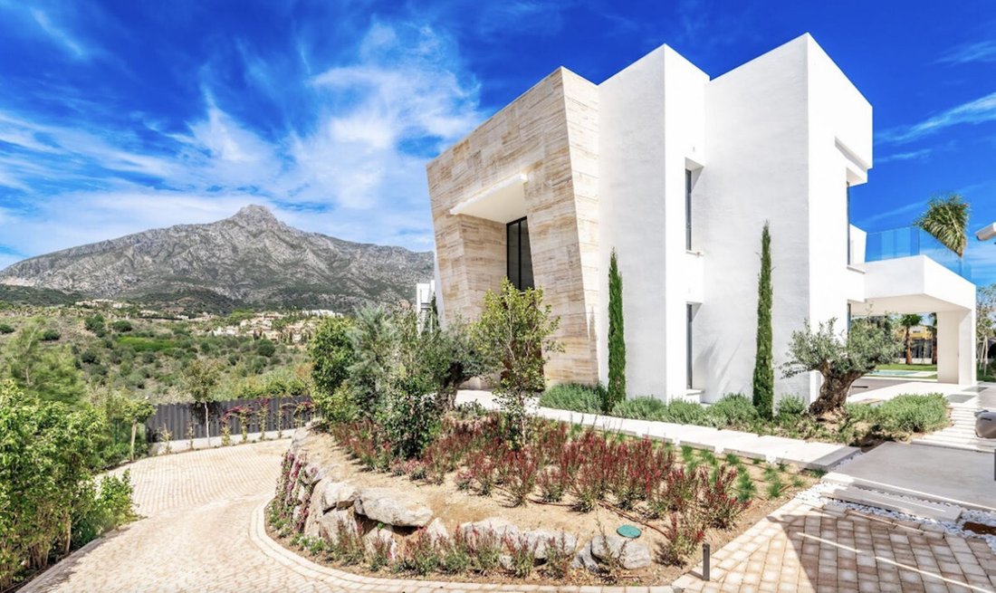 Villa in Puerto Banus, Marbella, Spain 2 - 16209960