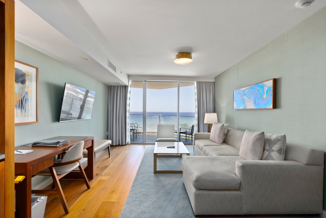 Condo in Honolulu, Hawaii, United States 5 - 16210923