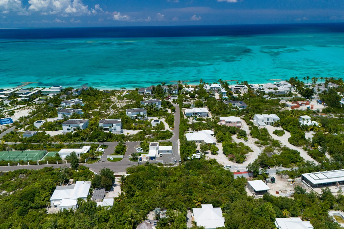 Land in Leeward Settlement, Caicos Islands, Turks and Caicos Islands 1 - 16219811