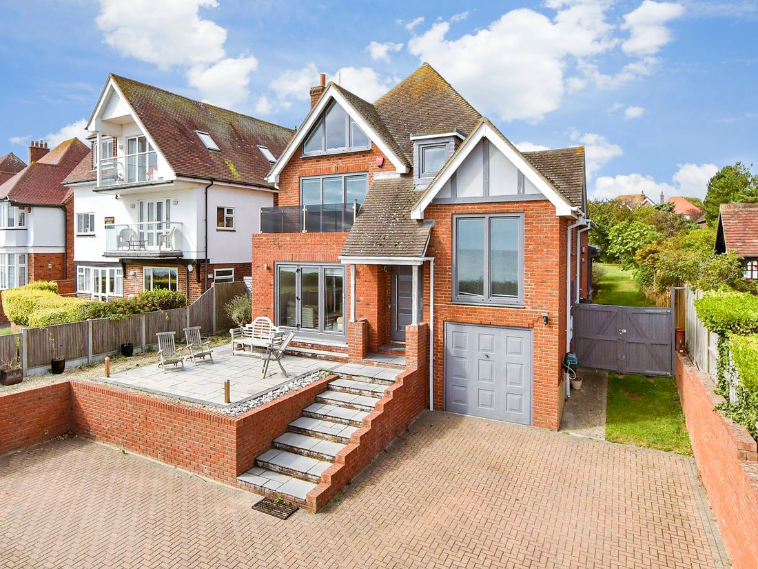 House in Broadstairs, Broadstairs and St Peter's, England 1 - 16211917