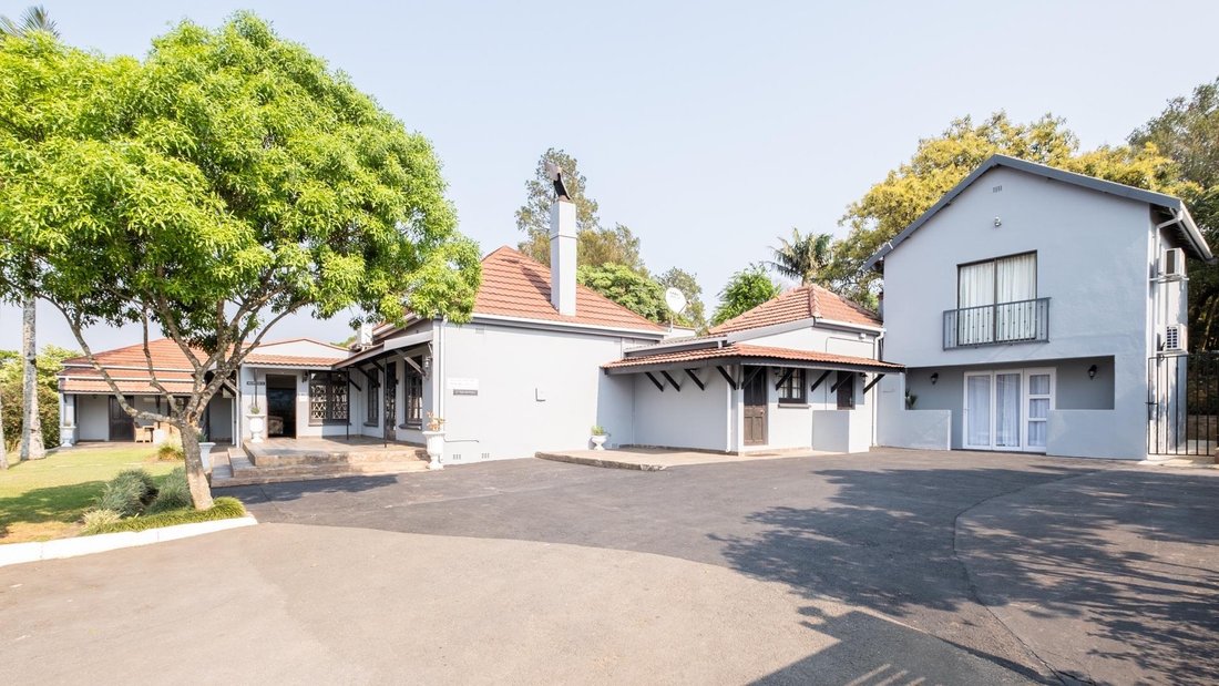 House in Worlds View, KwaZulu-Natal, South Africa 2 - 16211734