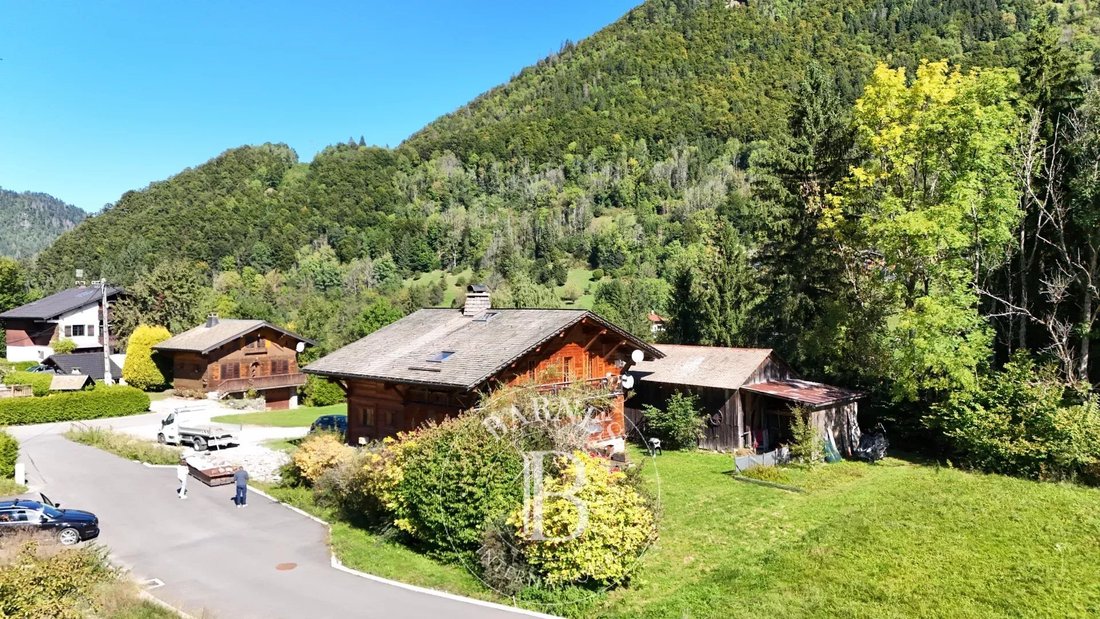Chalet in Morzine, Auvergne-Rhône-Alpes, France 5 - 16215756