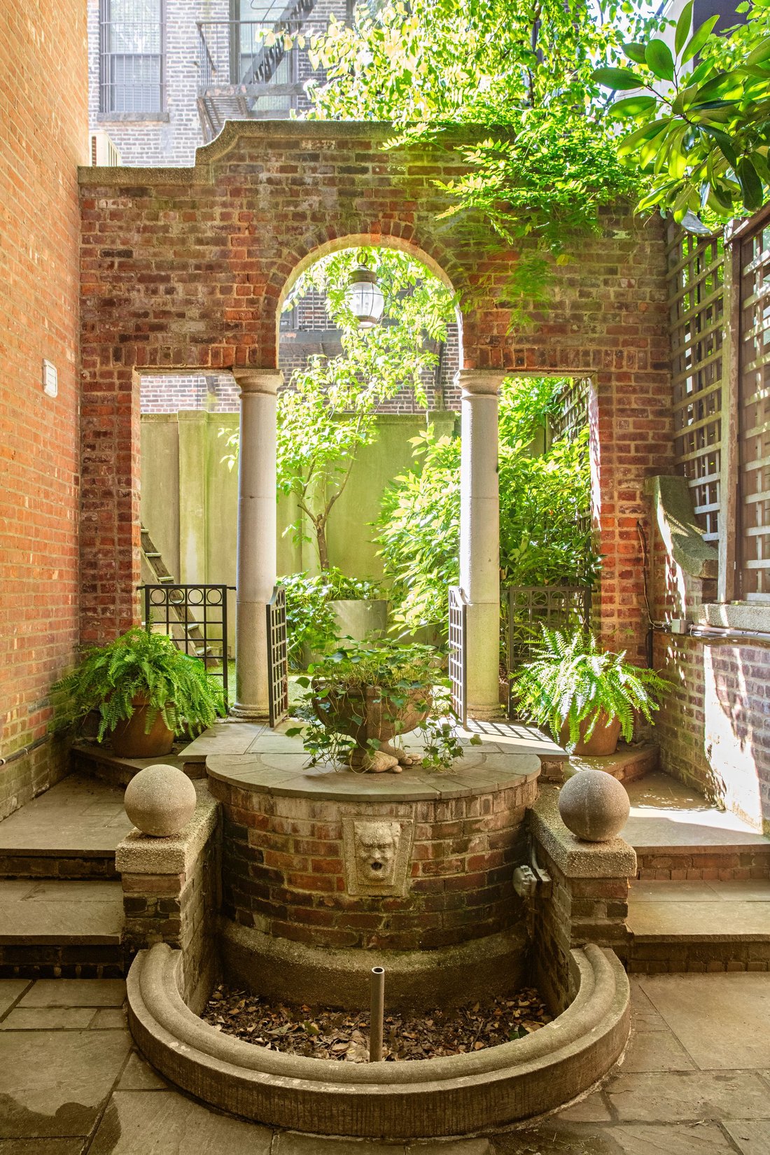 House in New York, New York, United States 4 - 16215204