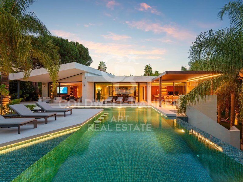 House in Elviria-Cabopino, Marbella, Spain 1 - 16211571