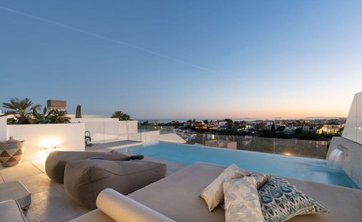 Villa in Puerto Banus, Marbella, Spain 1