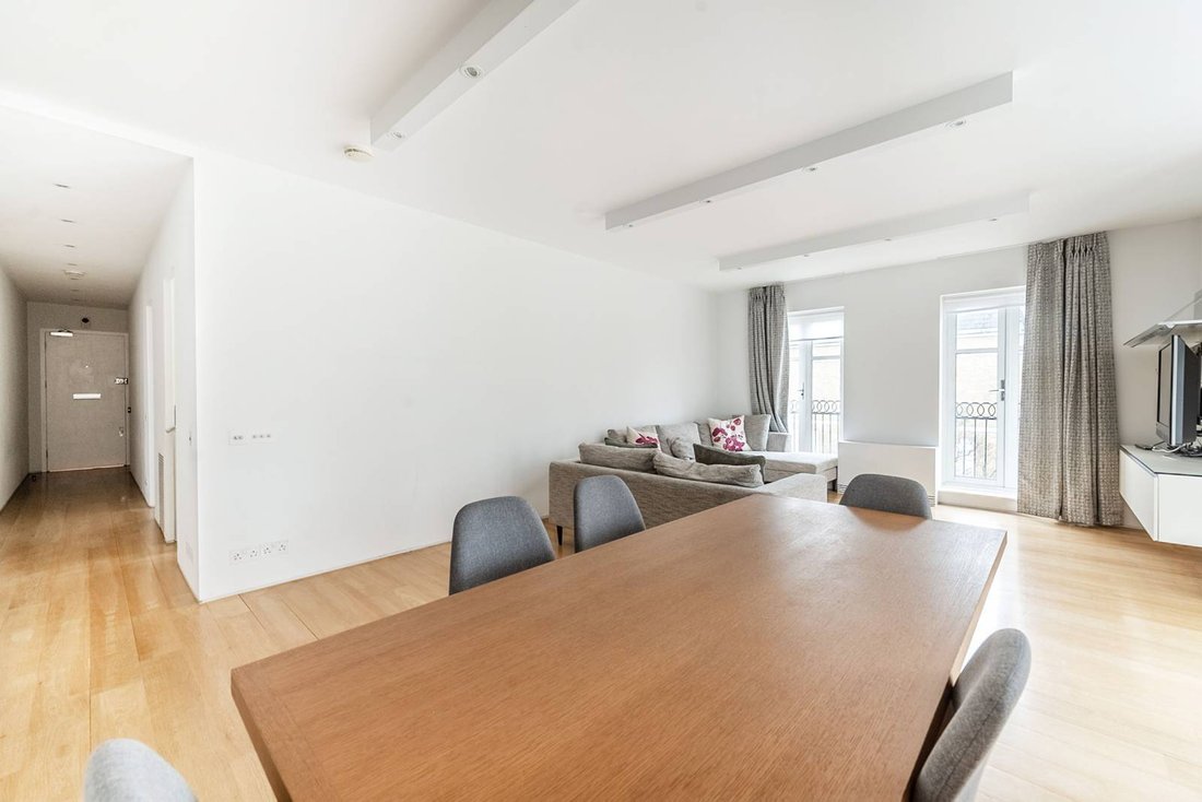 Apartment in Campden Hill, Kensington And Chelsea, England 5 - 16211564