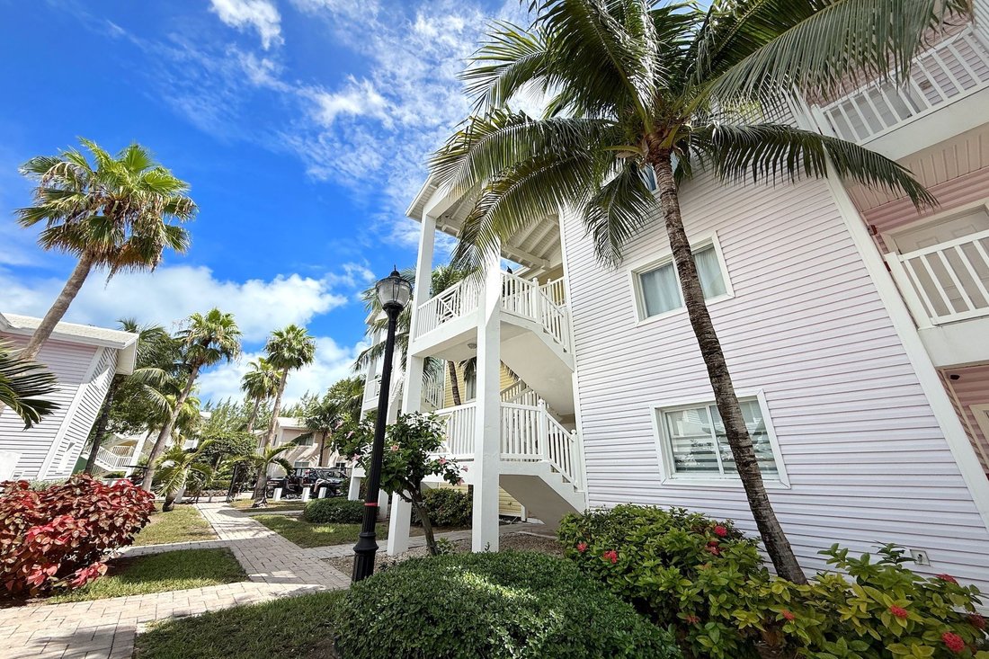 Condo in Bailey Town, Bimini, The Bahamas 1 - 16211015