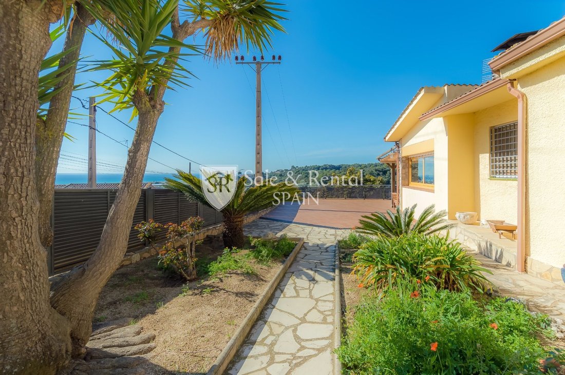 Chalet in Santa Susanna, Catalonia, Spain 1 - 16211498