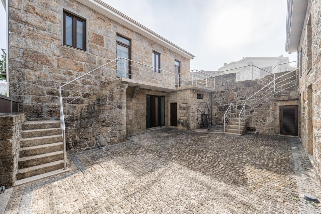 Townhouse in Penafiel, Porto District, Portugal 2 - 16213847