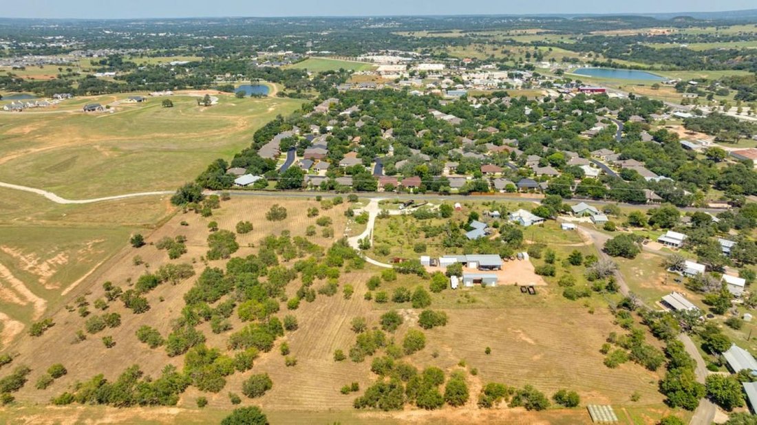 House in Fredericksburg, Texas, United States 3 - 16214064