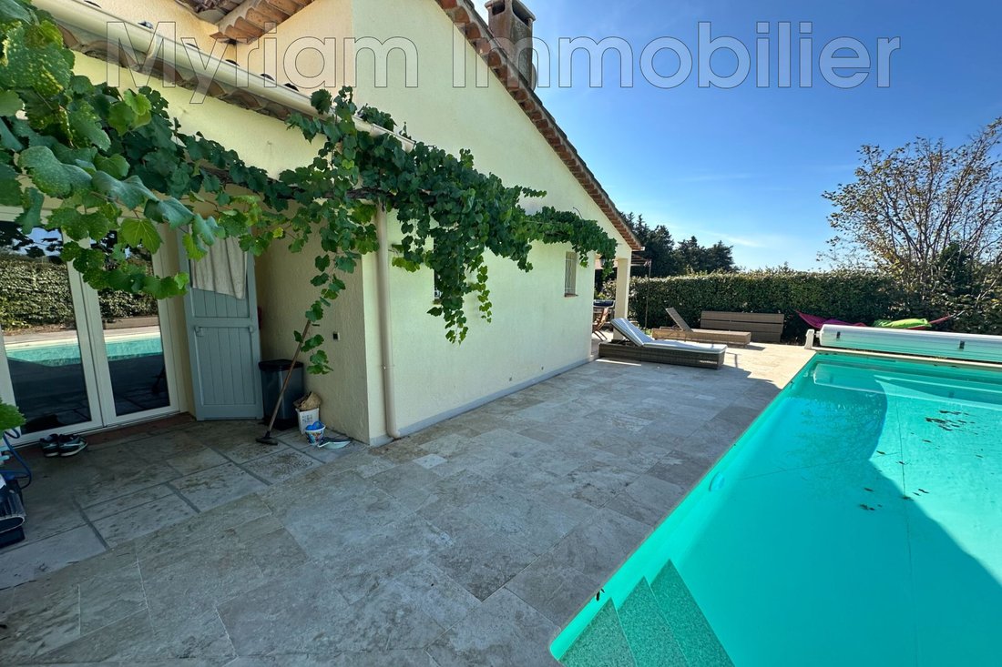 Villa in Fayence, Provence-Alpes-Côte d'Azur, France 1 - 16212015