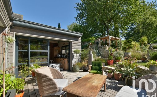 Castle for Sale in La Ferté-Bernard, Pays de la Loire, France