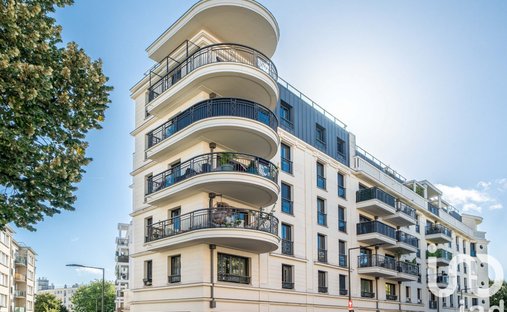 Apartment in Cité Jardins, Suresnes, France 1
