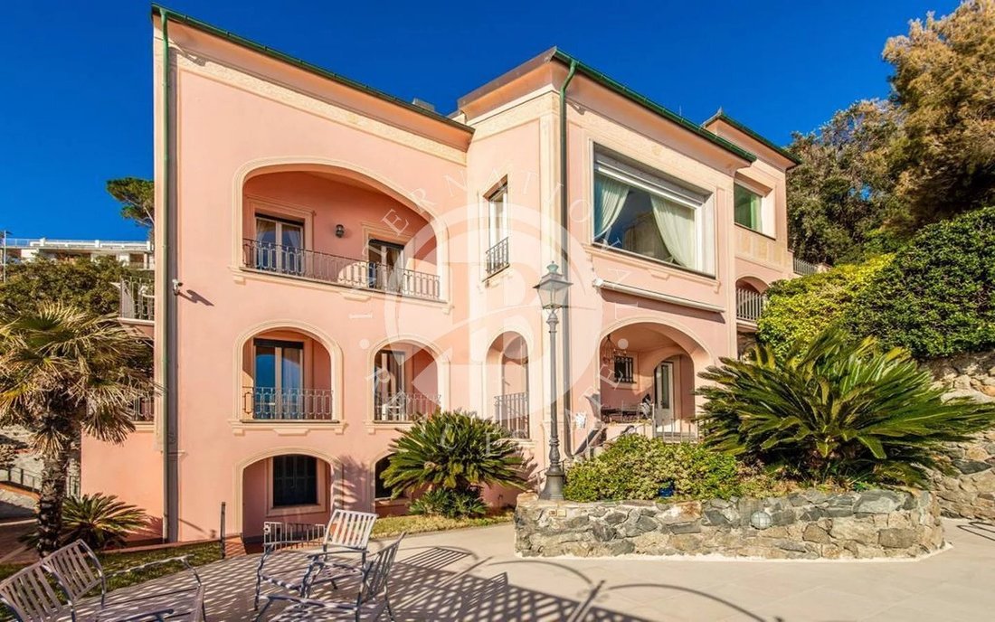 House in Albisola Superiore, Liguria, Italy 4 - 16209562